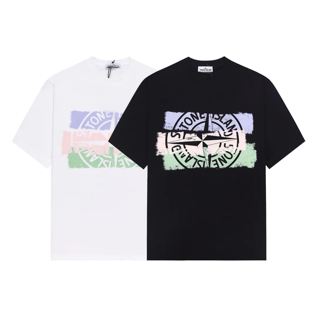 W686#P110💰 2025🆕 Stone lsland/Stone Island Rome Milan Florence city limited edition logo printed short-sleeved T-shirt ⚠️[Original creation with high control of details] - Made of 260 grams of combed cotton double yarn, soft and comfortable to the touch, sweat-absorbent and breathable. - Simple basic and versatile style, original single quality, the first choice for couples. - Made by a large factory, four needles and five threads on the shoulder, neatly arranged High-quality workmanship. - Same style for men and women, very versatile, one piece for each person, details are clearly visible. Color: Black White Size: M L